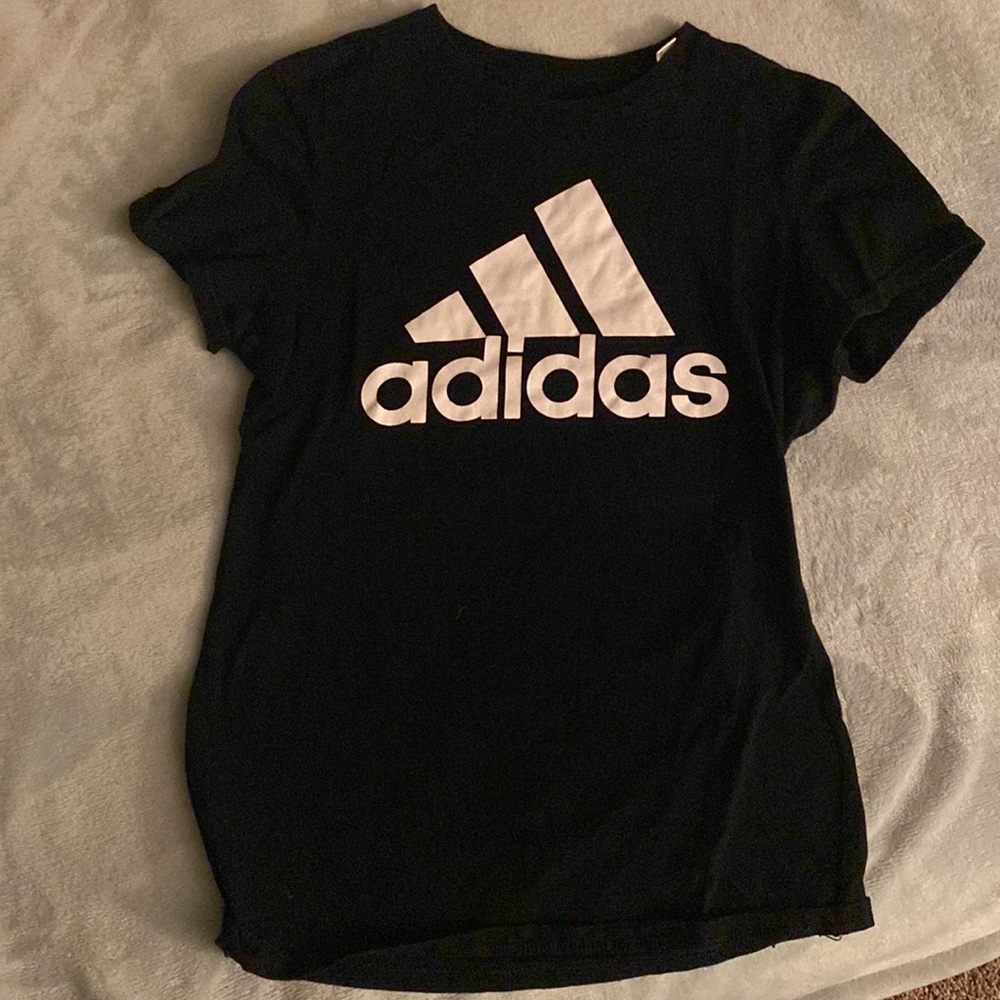 Adidas t shirt